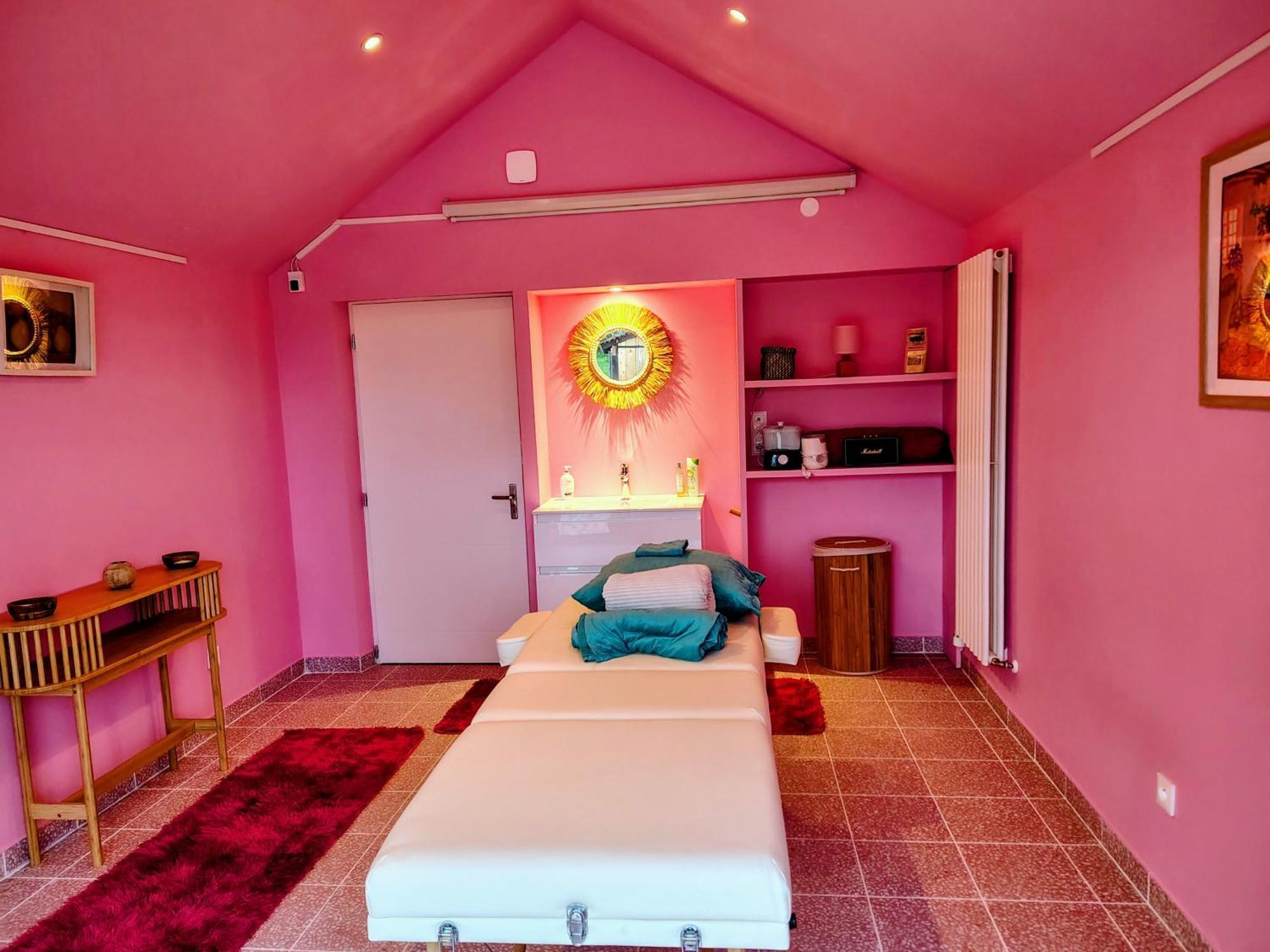 Le Spa Est Dans Le Pre Trigueres ภายนอก รูปภาพ